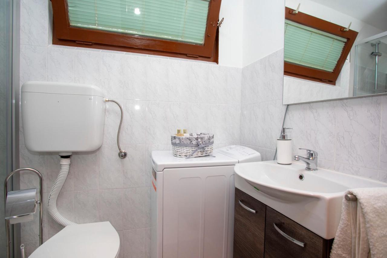 Holiday House Nono Labin  Exterior photo